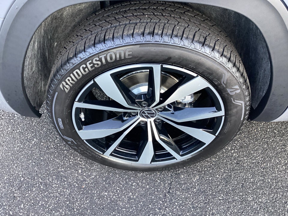 2026 Volkswagen Atlas SEL Premium R-Line