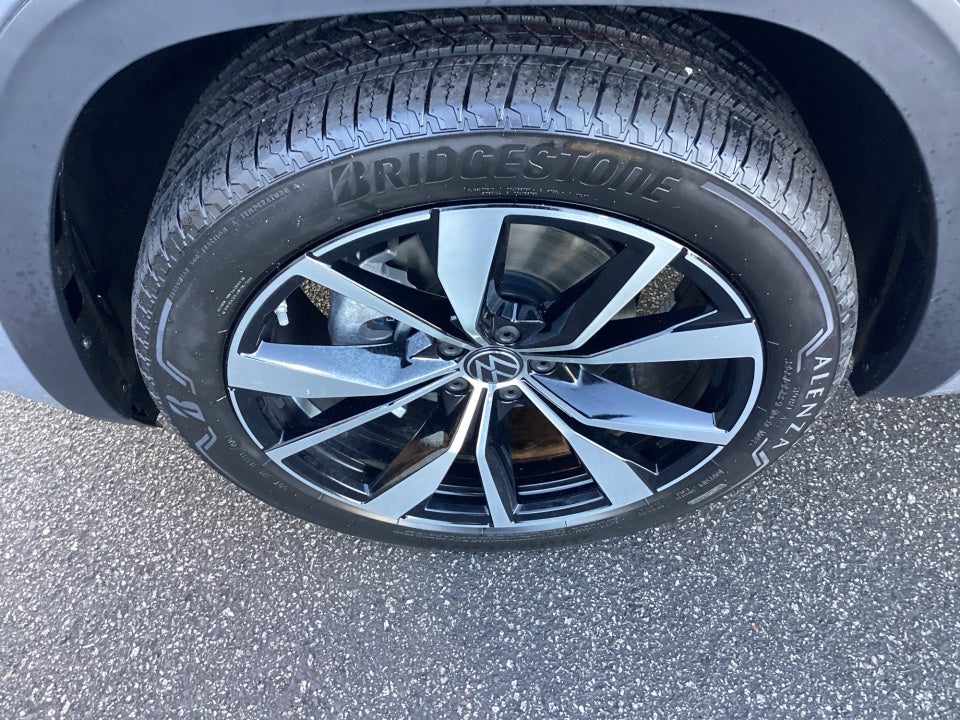 2026 Volkswagen Atlas SEL Premium R-Line