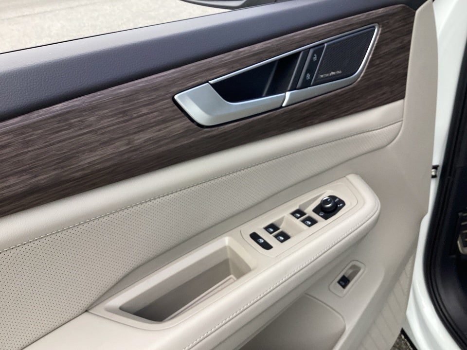 2026 Volkswagen Atlas SEL Premium R-Line