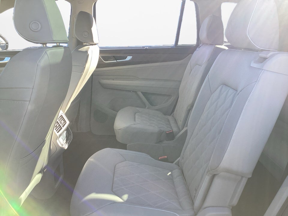 2026 Volkswagen Atlas SEL Premium R-Line