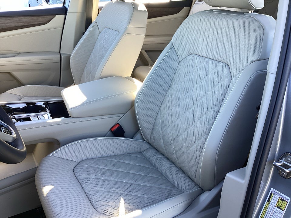 2026 Volkswagen Atlas SEL Premium R-Line