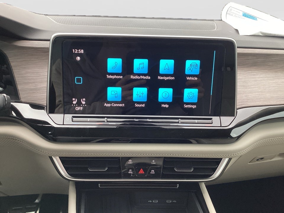 2026 Volkswagen Atlas SEL Premium R-Line