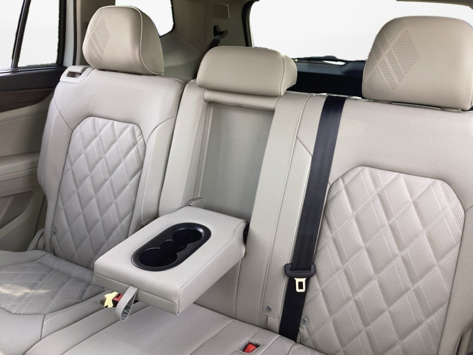 2026 Volkswagen Atlas SEL Premium R-Line