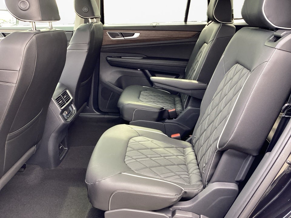 2026 Volkswagen Atlas SEL Premium R-Line