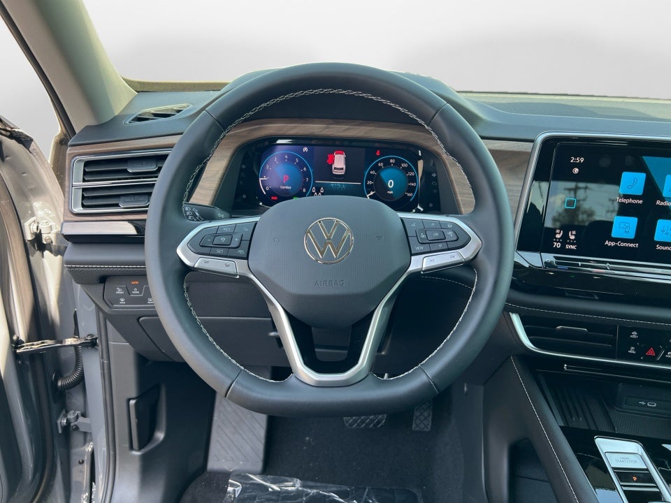 2026 Volkswagen Atlas SE with Technology