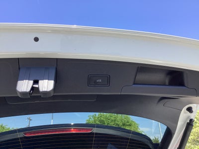 2026 Volkswagen Atlas Cross Sport SE with Technology