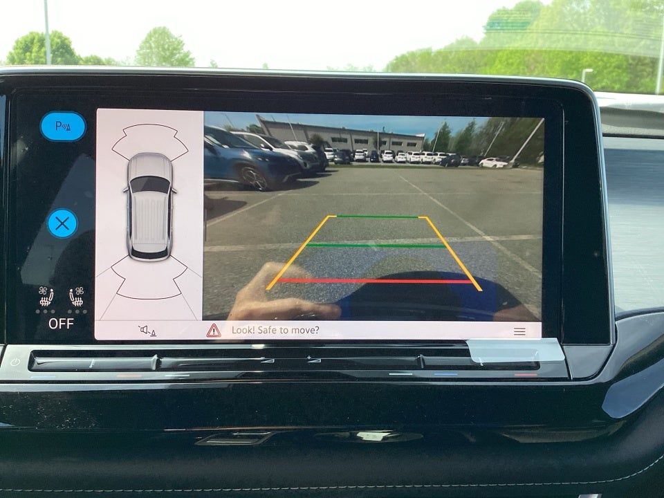 2026 Volkswagen Atlas Cross Sport SE with Technology