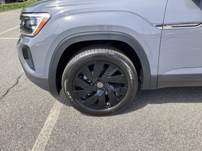 2026 Volkswagen Atlas Cross Sport SE with Technology