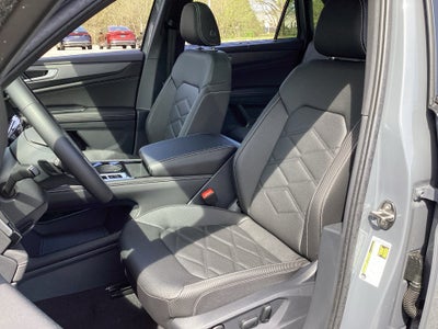 2026 Volkswagen Atlas Cross Sport SE with Technology