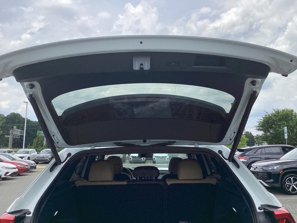 2026 Volkswagen Atlas Cross Sport SE with Technology