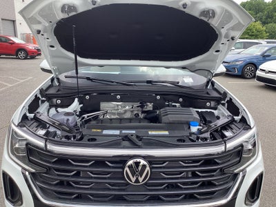 2026 Volkswagen Atlas Cross Sport SE with Technology