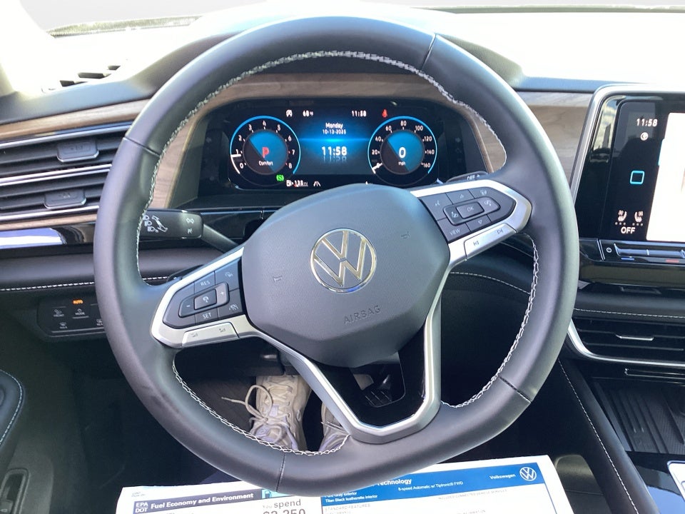 2026 Volkswagen Atlas 2.0T SE w/Technology