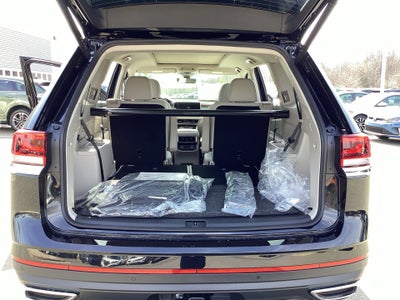 2026 Volkswagen Atlas SE with Technology