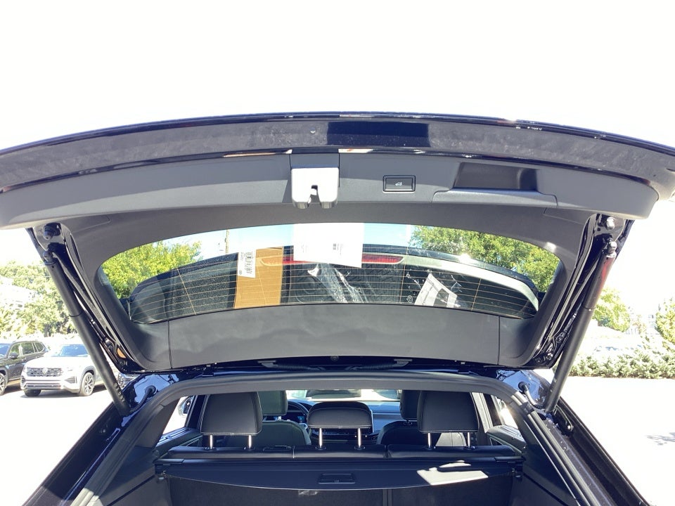 2026 Volkswagen Atlas Cross Sport SE with Technology