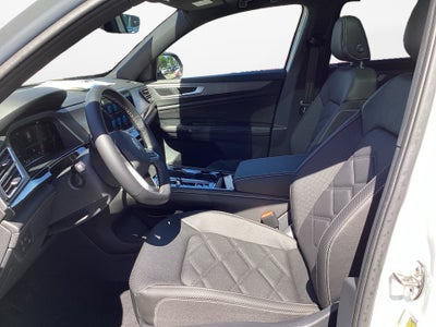 2026 Volkswagen Atlas Cross Sport SE with Technology