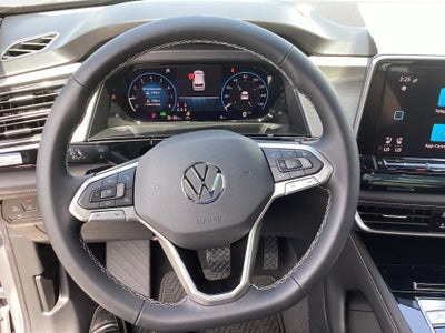 2026 Volkswagen Atlas Cross Sport 2.0T SE w/Technology