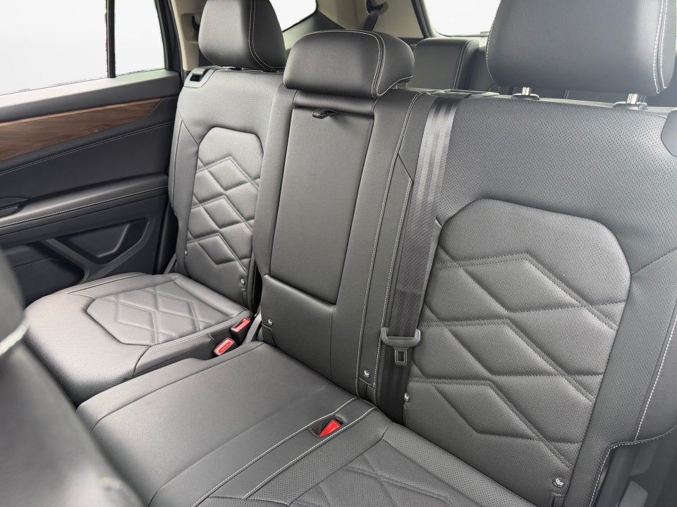 2026 Volkswagen Atlas SE