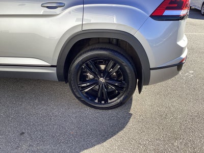 2023 Volkswagen Atlas Cross Sport 3.6L V6 SEL R-Line Black