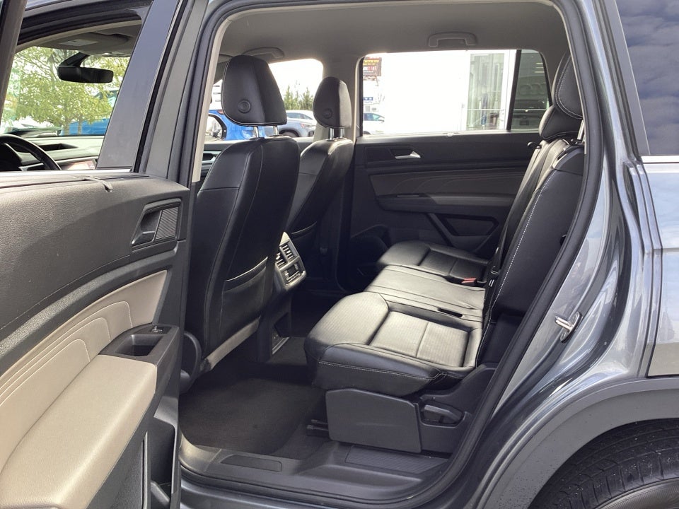 2021 Volkswagen Atlas 3.6L V6 SE w/Technology