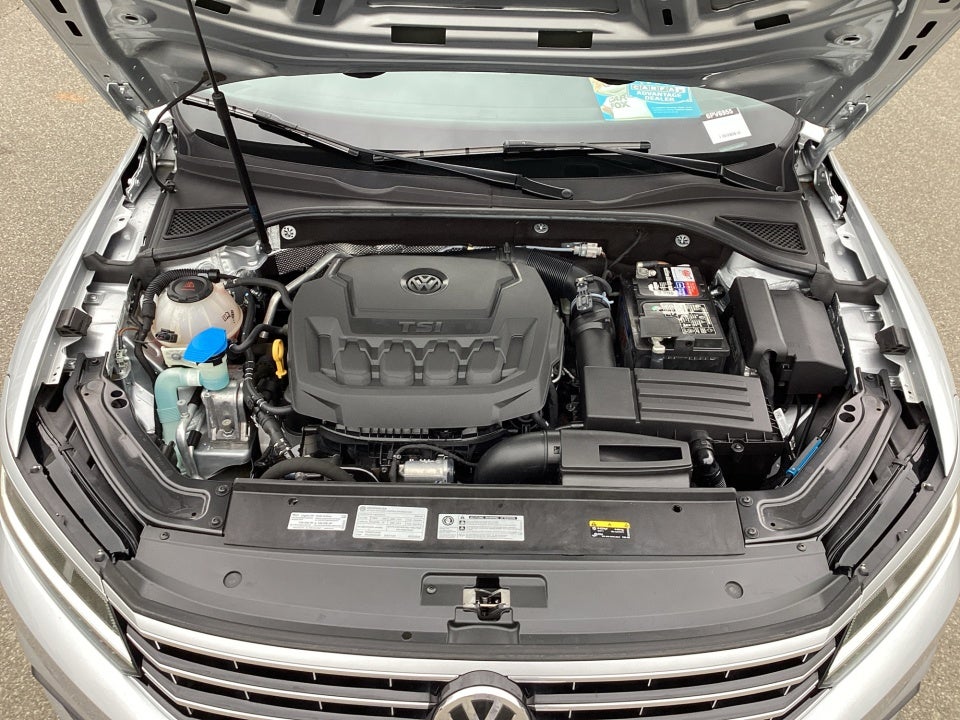 2018 Volkswagen Passat 2.0T SE