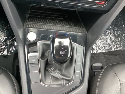 2026 Volkswagen Taos SE Black