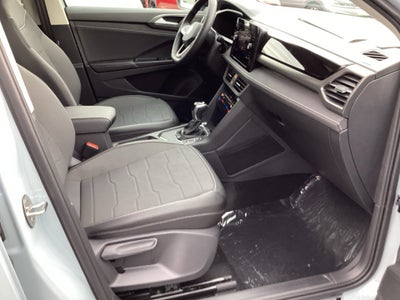 2026 Volkswagen Taos SE Black