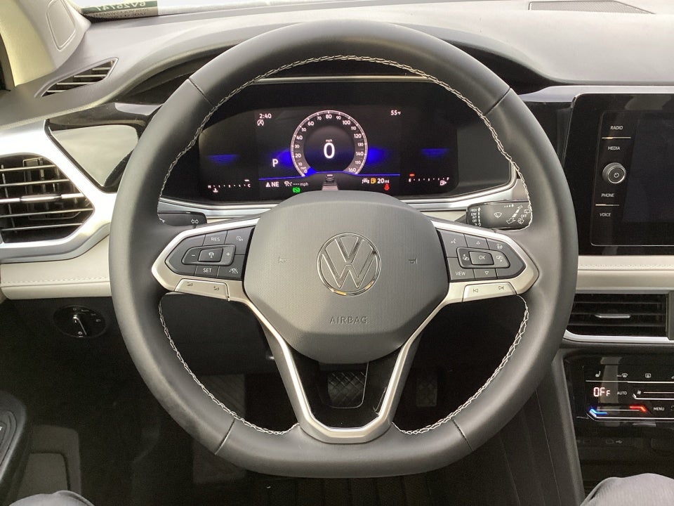 2026 Volkswagen Taos SE