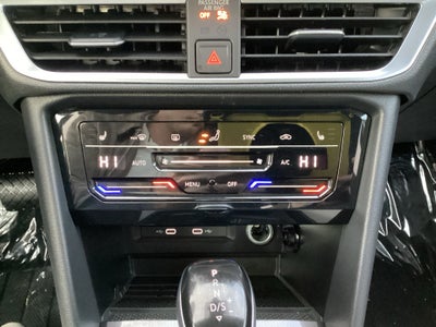 2026 Volkswagen Taos SE