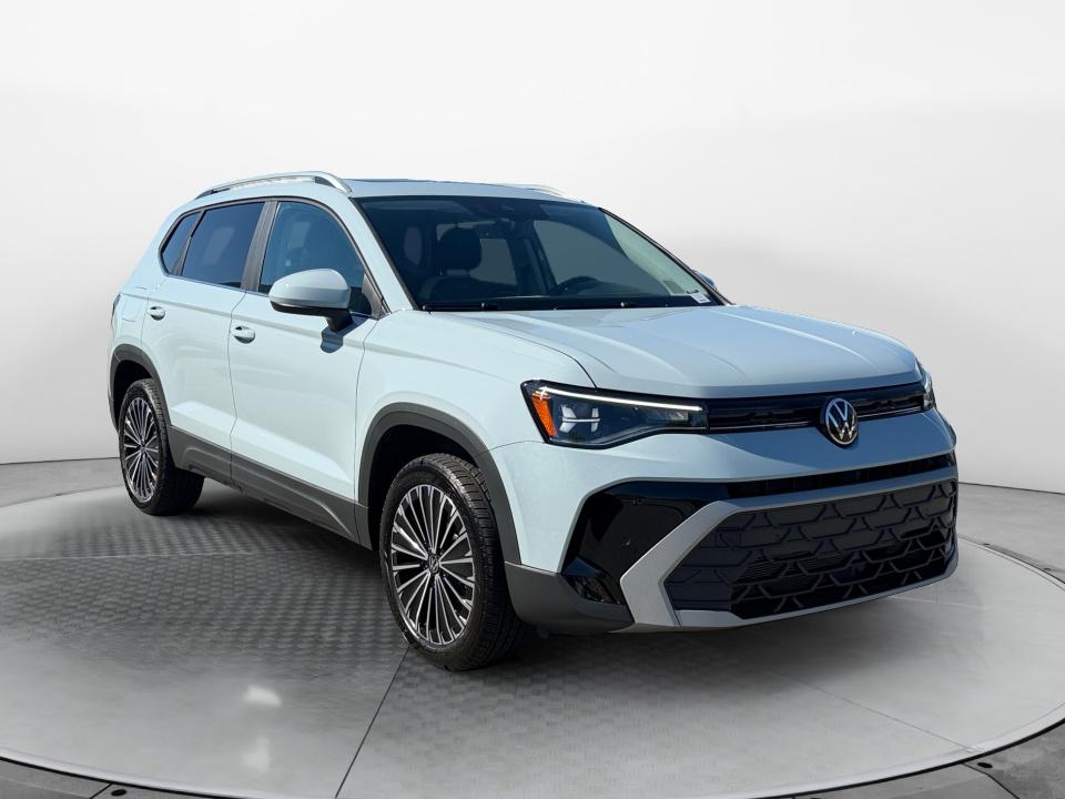 2027 Volkswagen Taos SE