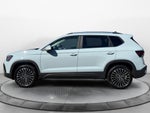2027 Volkswagen Taos SE