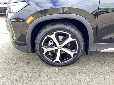 2025 Volkswagen Tiguan 2.0T SE