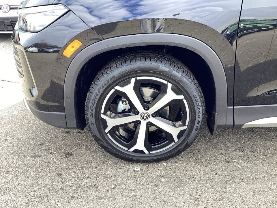 2025 Volkswagen Tiguan 2.0T SE