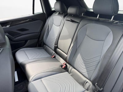 2025 Volkswagen Tiguan SE R-Line Black