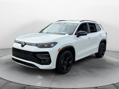2025 Volkswagen Tiguan SE R-Line Black