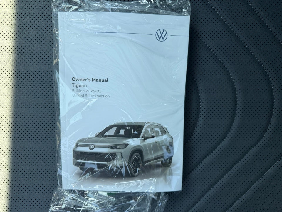 2026 Volkswagen Tiguan SE R-Line Black