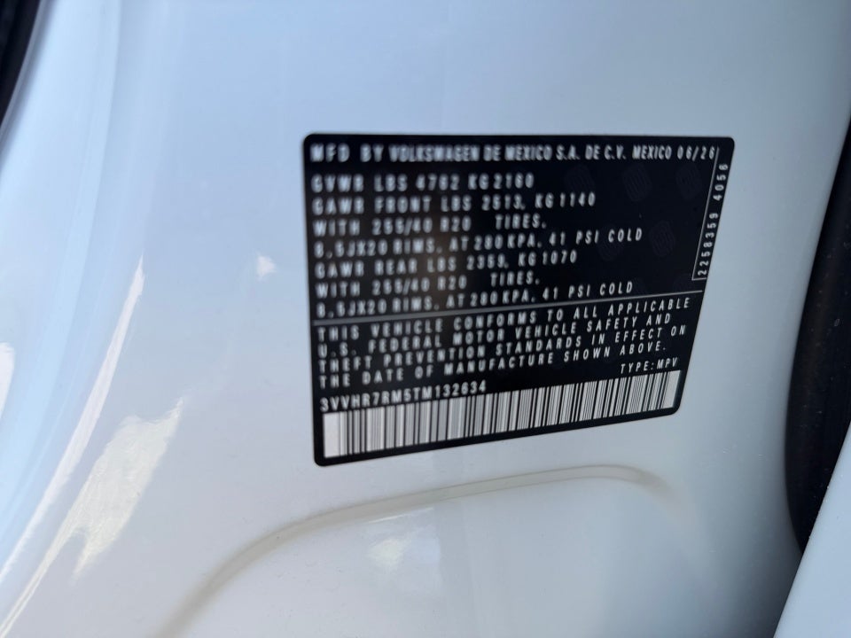 2026 Volkswagen Tiguan SE R-Line Black