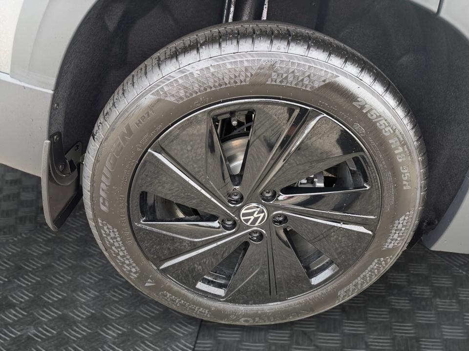 2027 Volkswagen Taos Sport