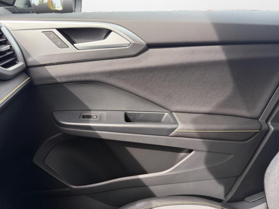 2027 Volkswagen Taos Sport