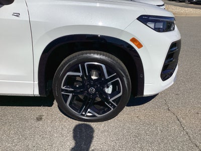 2026 Volkswagen Tiguan SEL R-Line Turbo