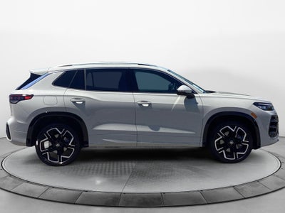 2026 Volkswagen Tiguan SEL R-Line Turbo