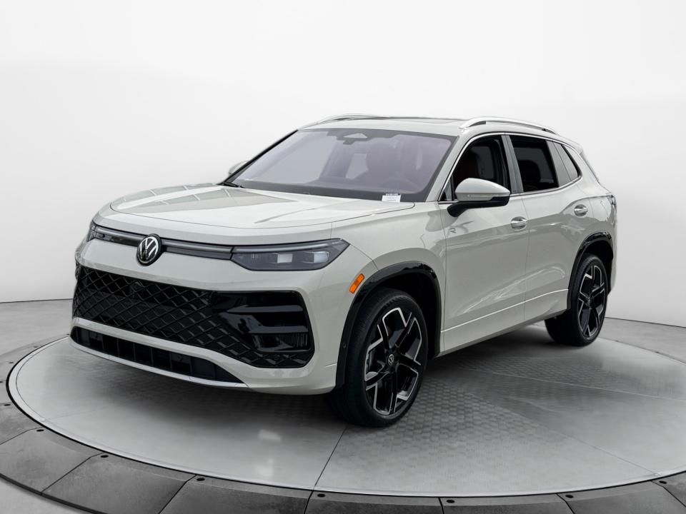 2027 Volkswagen Tiguan SEL R-Line Turbo