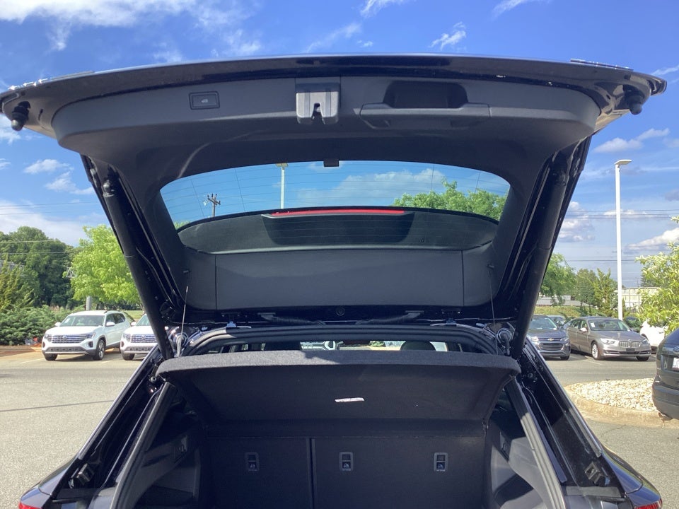 2026 Volkswagen Tiguan SEL R-Line Turbo