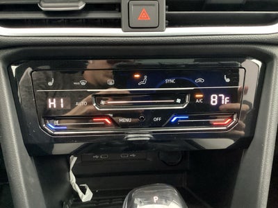 2026 Volkswagen Taos SE