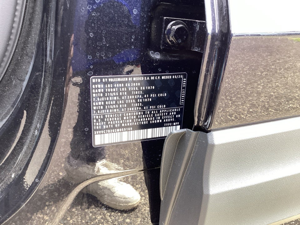 2025 Volkswagen Taos 1.5T SE