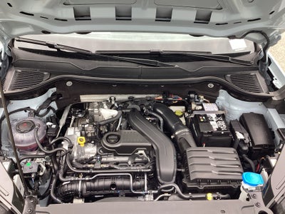 2026 Volkswagen Taos SE