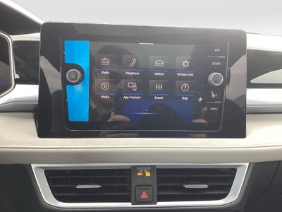 2026 Volkswagen Taos SE