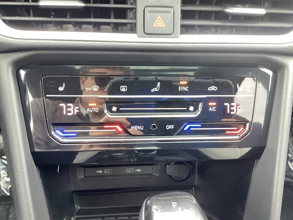 2026 Volkswagen Taos SE
