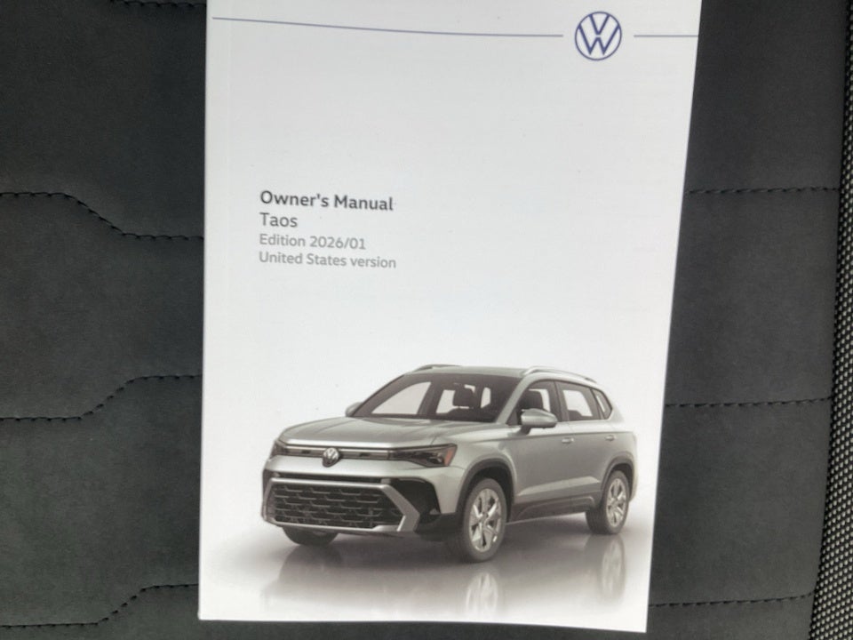 2026 Volkswagen Taos SE