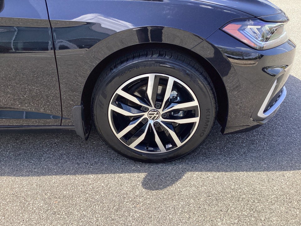 2025 Volkswagen Jetta 1.5T SE