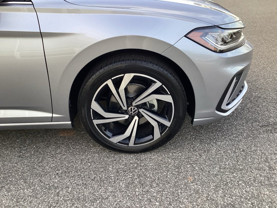 2026 Volkswagen Jetta SEL